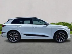 White Used 2024 Audi Q6 e-tron Advanced SUV | £57,952 (Super price)