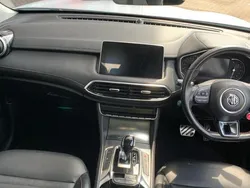 White Used 2021 MG HS Exclusive SUV | £16,300 (Fair price)