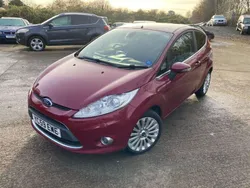 Red Used 2009 Ford Fiesta Titanium Hatchback | £1,595 (Good price)