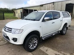 White Used 2015 Mitsubishi Challenger SUV | £7,500