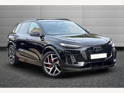 Black Used 2025 Audi Q6 e-tron Advanced SUV | £57,970 (Fair price)
