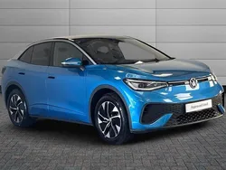 Costa azul with black roof Used 2024 VW ID.5 Pro SUV | £27,490 (Fair price)