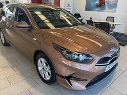 Yellow Used 2022 Kia Ceed Sportswagon Estate | £13,999 (Fair price)