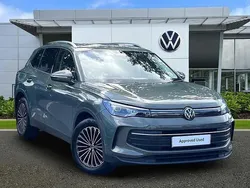 Green Used 2024 VW Tiguan Match SUV | £28,442 (Good price)