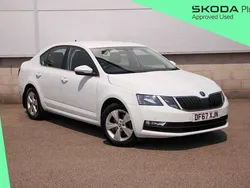 White Used 2018 Skoda Octavia SE Technology Hatchback | £9,995 (Super price)