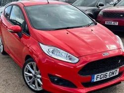 Red Used 2016 Ford Fiesta Zetec Hatchback | £6,499 (Fair price)