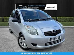 Silver Used 2006 Toyota Yaris T2 Hatchback | £1,995 (Fair price)