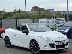 White Used 2011 Renault Mégane Cabriolet Dynamique Cabriolet | £4,195 (Fair price)