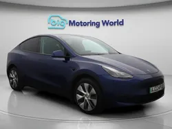 Blue Used 2022 Tesla Model Y Long Range SUV | £23,000 (Good price)