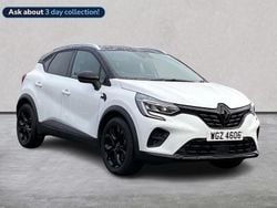White/black Used 2022 Renault Captur Rive Gauche SUV | £13,795 (Fair price)