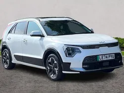 White New 2025 Kia e-Niro 4 SUV | £30,700 (Fair price)