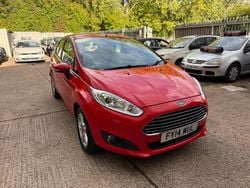 Red Used 2014 Ford Fiesta Zetec Hatchback | £6,995 (Good price)