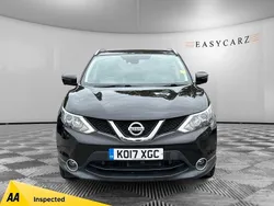 Black Used 2017 Nissan Qashqai Tekna SUV | £11,995 (Good price)