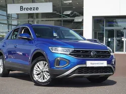 Used 2025 VW T-Roc Life SUV | £21,690 (Fair price)