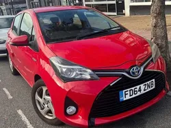 Red Used 2014 Toyota Yaris Hybrid Hatchback | £7,200 (Expensive)