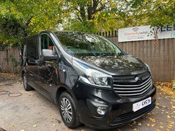 Black Used 2015 Vauxhall Vivaro Sportive Van | £6,479 (Fair price)