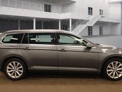 Manganese grey Used 2017 VW Passat Business Estate | £10,975 (Super price)