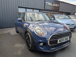 Blue Used 2015 Mini Cooper Hatch Hatchback | £6,495 (Fair price)