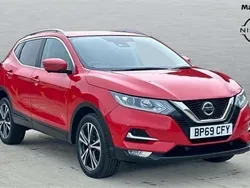 Red Used 2019 Nissan Qashqai N-Connecta SUV | £12,384 (Good price)