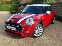 Red Used 2016 Mini Cooper S Hatch Hatchback | £10,235 (Fair price)