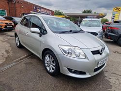 Silver Used 2009 Toyota Auris Hatchback | £4,495 (Fair price)