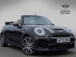 Black Used 2023 Mini Cooper S Exclusive Hatchback | £24,690 (Fair price)