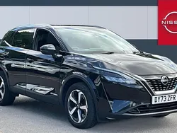 Black Used 2023 Nissan Qashqai N-Connecta SUV | £19,968 (Good price)