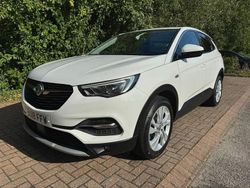 White Used 2018 Vauxhall Grandland X Sport SUV | £6,995 (Fair price)