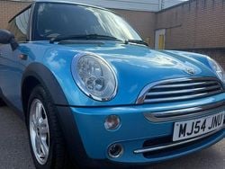 Blue Used 2004 Mini ONE Hatch Hatchback | £1,595 (Fair price)