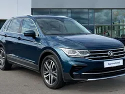 Nightshade blue Used 2022 VW Tiguan Elegance SUV | £25,922 (Fair price)