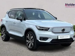 Used 2022 Volvo XC40 Pro SUV | £30,490 (A bit pricey)