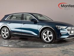 Blue Used 2021 Audi e-tron SUV | £19,795 (Fair price)