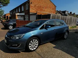 Blue Used 2015 Vauxhall Astra Elite Hatchback | £3,995 (Super price)