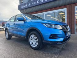 Vivid blue Used 2017 Nissan Qashqai Visia SUV | £6,995 (Good price)