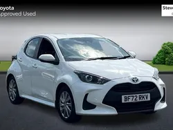 White Used 2022 Toyota Yaris Hybrid Hatchback | £16,114 (Good price)