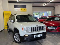 White Used 2015 Jeep Renegade Limited SUV | £5,395 (A bit pricey)