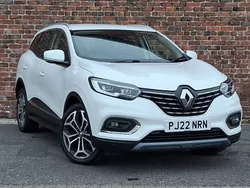 White Used 2022 Renault Kadjar Techno SUV | £18,798 (Expensive)