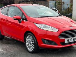 Red Used 2013 Ford Fiesta Titanium Hatchback | £3,495 (Fair price)