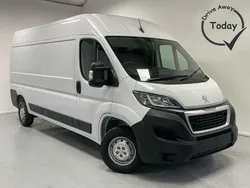 White Used 2023 Peugeot Boxer Premium Van | £17,950 (Good price)