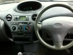 Used 2002 Toyota Yaris Hatchback | £1,175