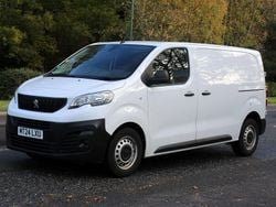 White Used 2024 Peugeot Expert Premium Van | £15,250 (Fair price)