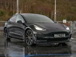 Black Used 2019 Tesla Model 3 Performance Sedan | £18,995 (Fair price)