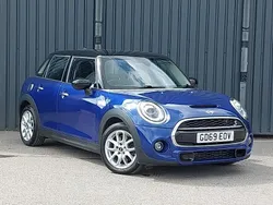 Blue Used 2019 Mini Cooper S Classic Hatchback | £15,998 (Fair price)