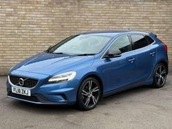 Blue Used 2018 Volvo V40 R-Design Pro Estate | £8,095 (Fair price)