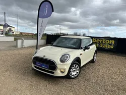 White Used 2014 Mini ONE Hatch Hatchback | £5,495 (Fair price)