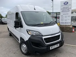 White Used 2023 Peugeot Boxer Premium Van | £18,329 (Good price)