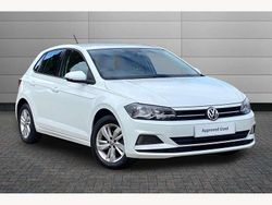 White Used 2019 VW Polo SE Hatchback | £10,950 (Fair price)