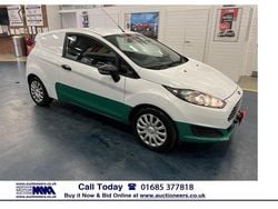 White Used 2015 Ford Fiesta Hatchback | £2,850 (Super price)