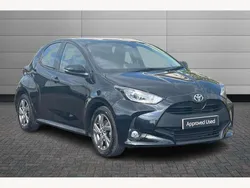Eclipse black Used 2024 Toyota Yaris Hybrid Hatchback | £17,795 (Good price)