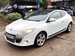 White Used 2009 Renault Mégane Coupé Dynamique Coupe | £4,995 (Expensive)